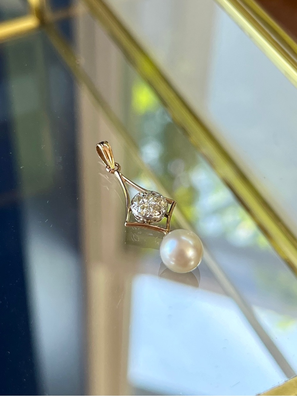 Vintage 0.42 TCW Diamond & Pearl 10k Two-Tone Gold Lavalier Pendant